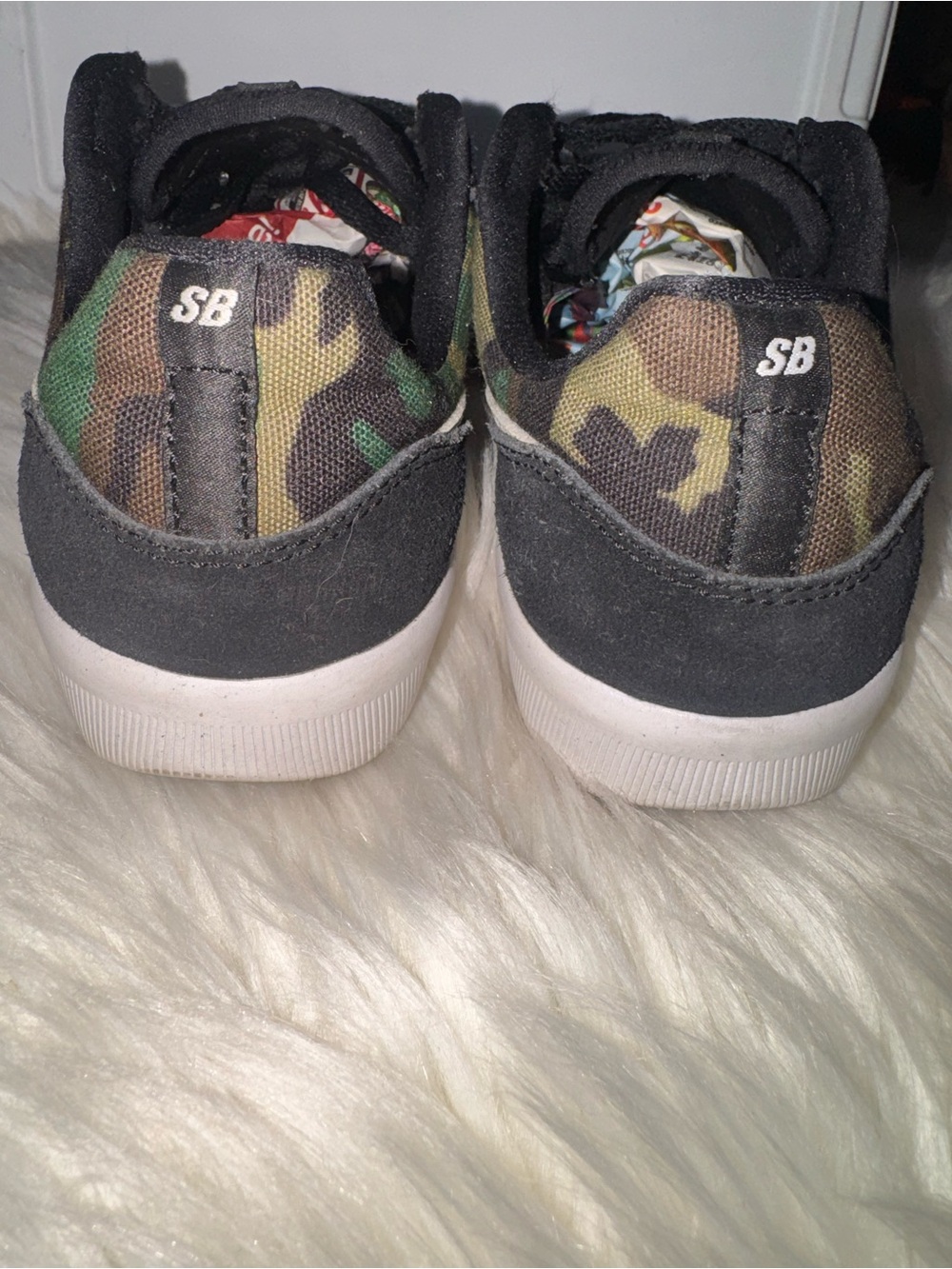 Nike Men's Black and Green Camo Low-Top Sneakers - Picture 5 of 8